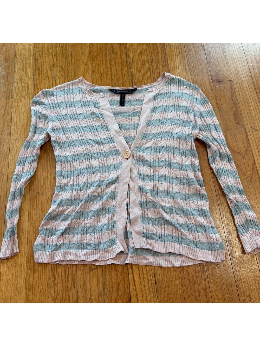 Vintage Y2K whimsical coquette grey and pink fitted button up long sleeve top